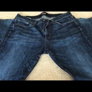 Joe’s Jeans. Classic Fit. Good condition!